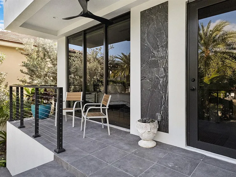 823 Ponce De Leon Dr — Photo 61