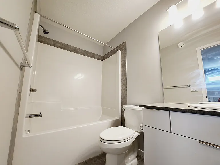 22330 92a Ave NW #1 — Photo 13
