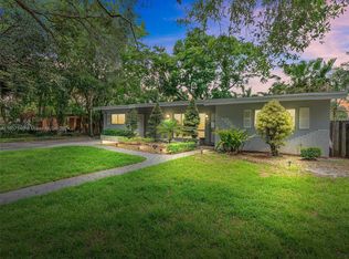 5727 Harrison St, Hollywood, FL 33023