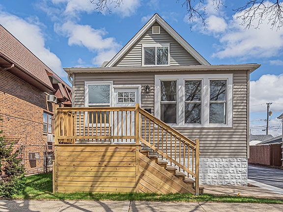 3rd image of 4051 Prairie Ave