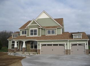 7800 Crooked Cove St, Kalamazoo, MI 49009