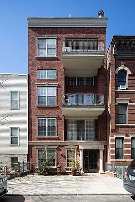 Sold by Compass | media 23