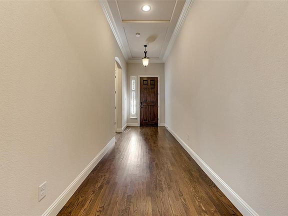 4th image of 5112 Preservation Ave
