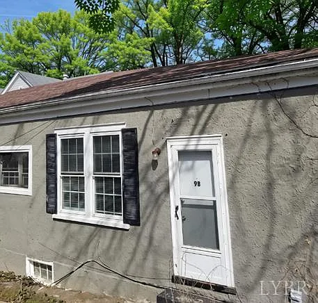 2 bed, 1.5 bath, 600 sqft, $950 — Photo 2