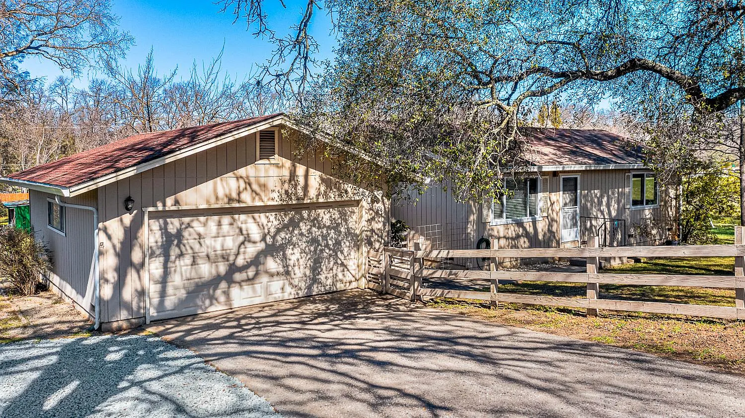 17108 Penn Valley Dr photo 1