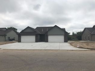 413 N Baughman St, Haysville, KS 67060
