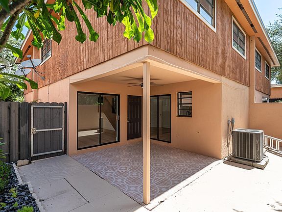 3rd image of 3463 SW 52nd Avenue #3463