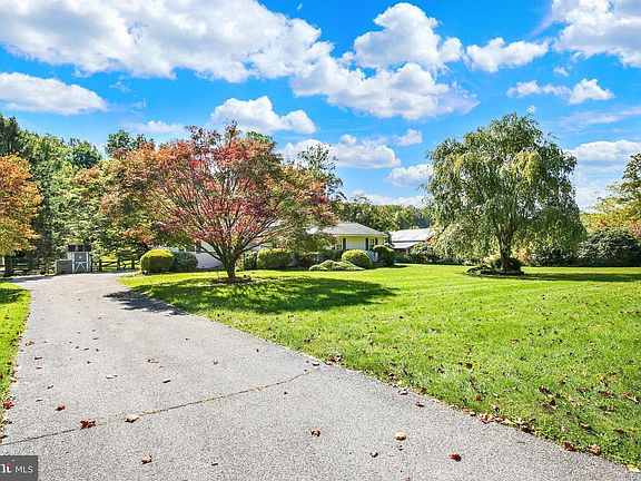 4th image of 57 Conrad Rd