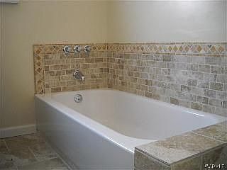 5th image of 4300 E 57th St