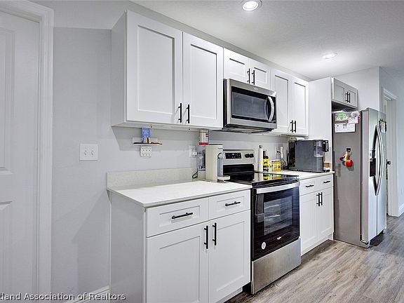 3rd image of 4527 Westminster Rd