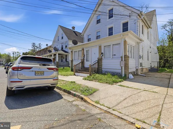 99 Chestnut St, Salem, NJ 08079