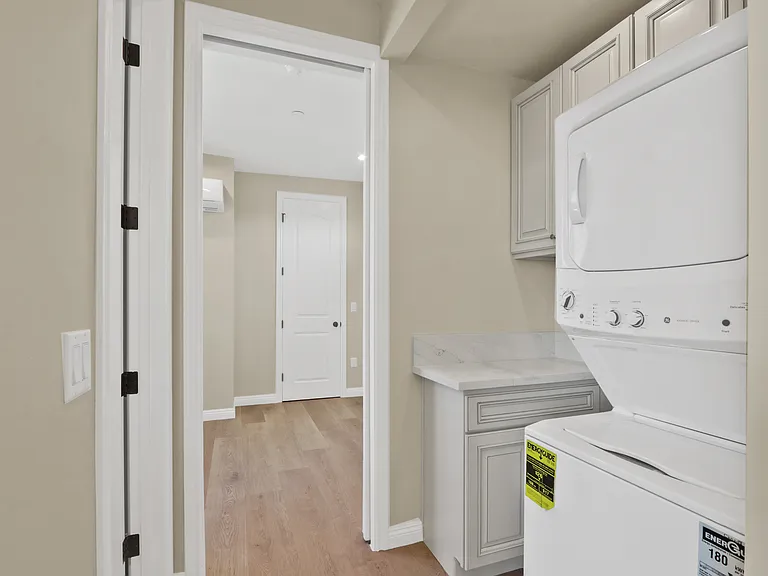 5232 Hammill Rd #B — Photo 1