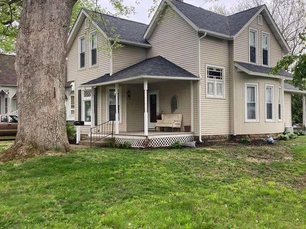 28 W Center St, Williamsport, IN 47993