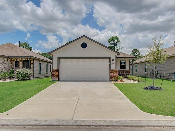 2nd image of 2030 Brixham Bluff Ln