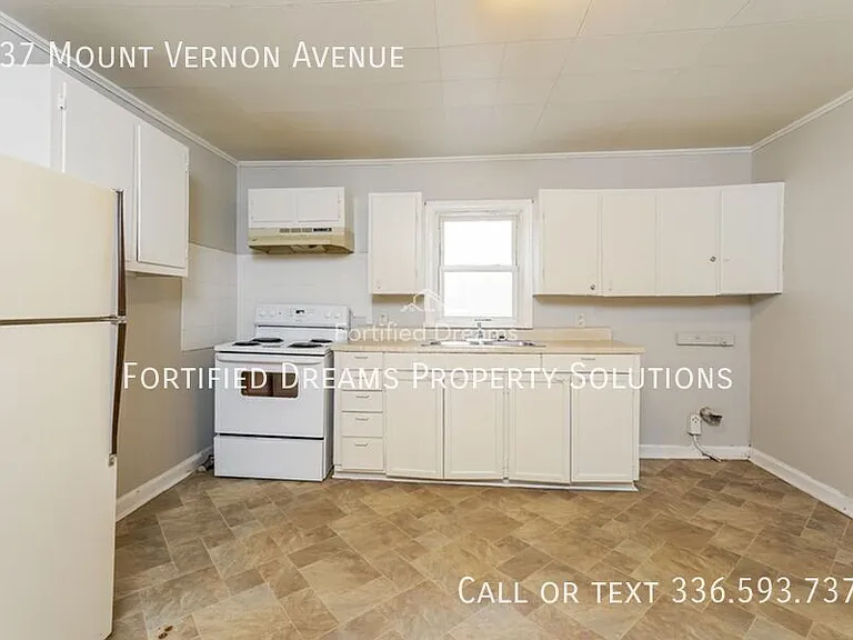 637 Mount Vernon Ave — Photo 3