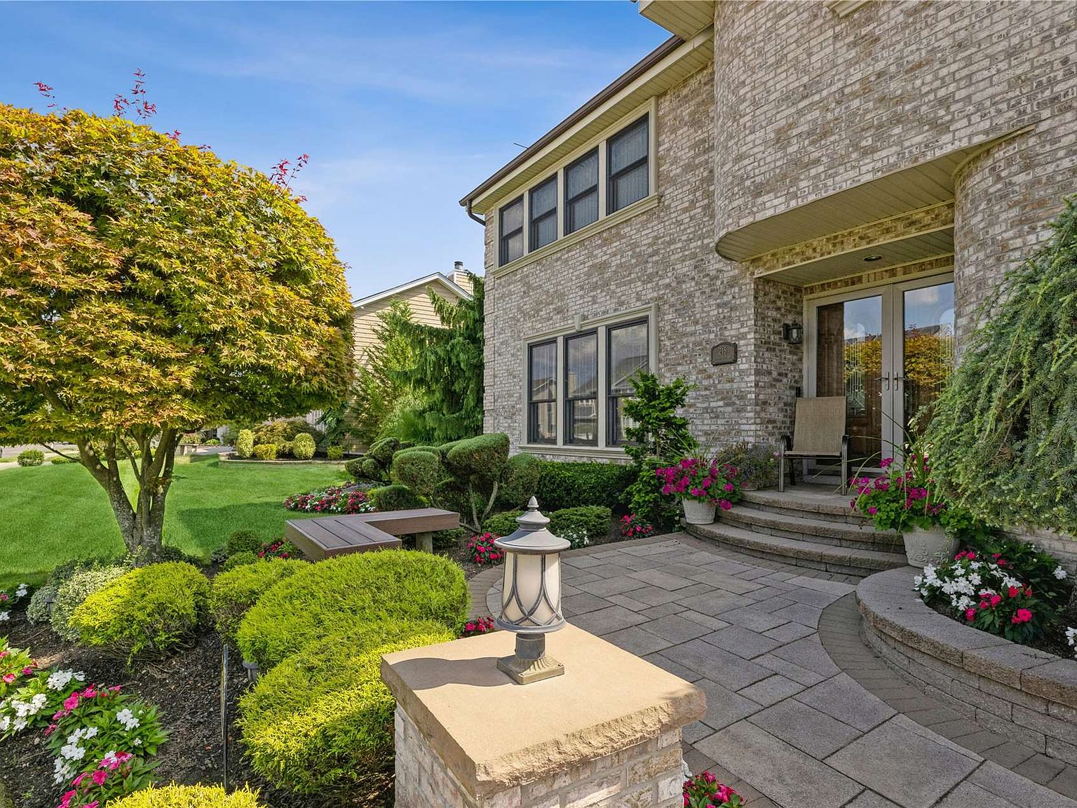 215 Carnation Drive, Farmingdale, NY 11735 Zillow