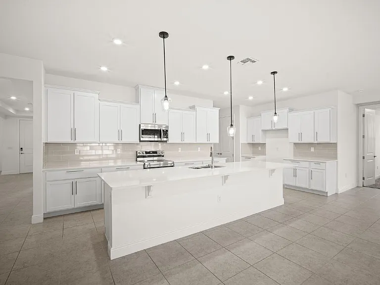 6185 Moonrise Dr — Photo 13