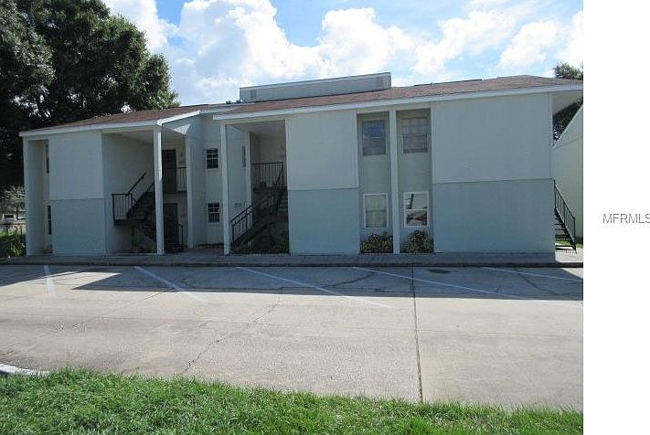 1st image of 3817 N Oak Dr Unit H11