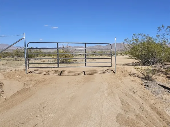 21 2nd Ave S #F, Kingman, AZ 86401