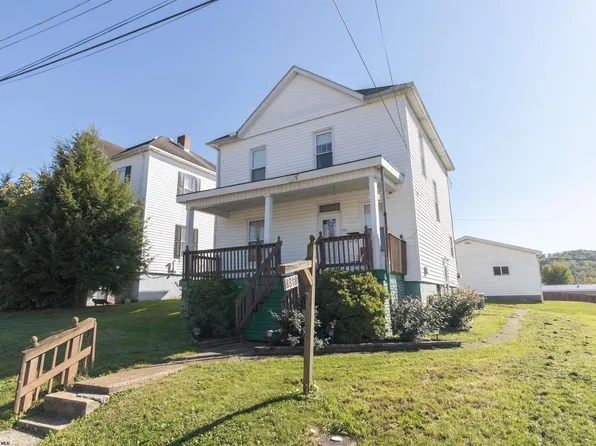 8318 Hazelwood Ave, Stonewood, WV 26301