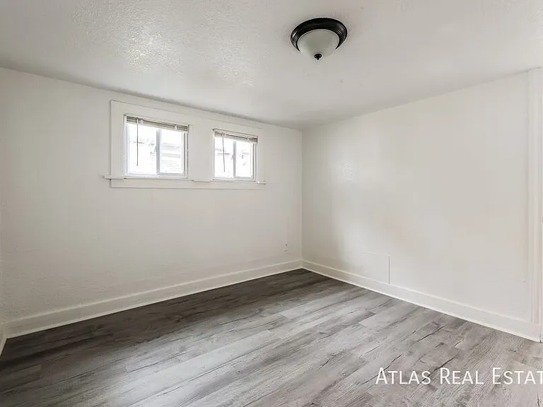 628 S Stuart St — Photo 11