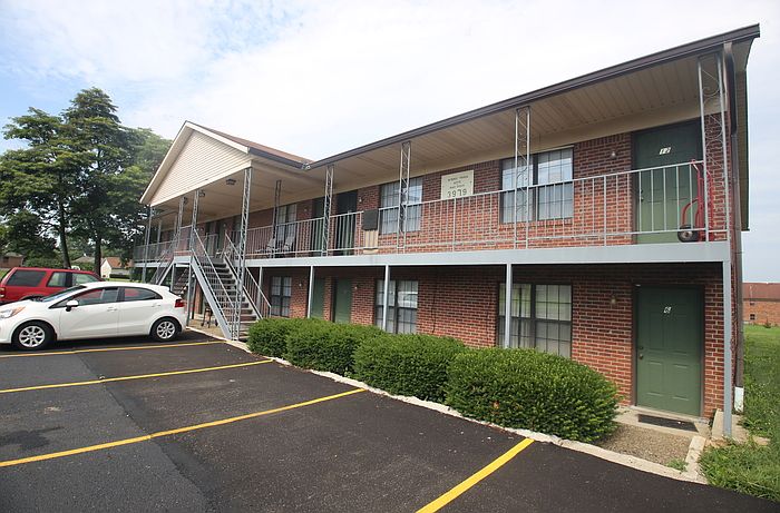 1st image of 300 Faro Ct #4