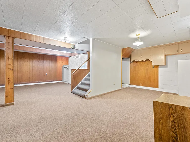 336 Maplewood Dr — Photo 14