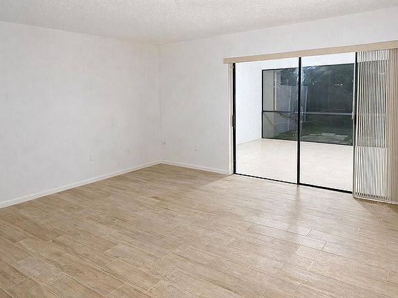 4th image of 1294 White Pine Drive #1294