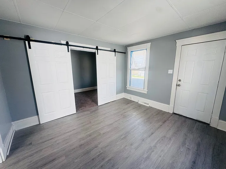 3405 Roehl Ave — Photo 26