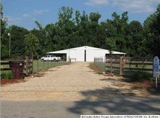 39458 Hornsby Rd, Denham Springs, LA 70706