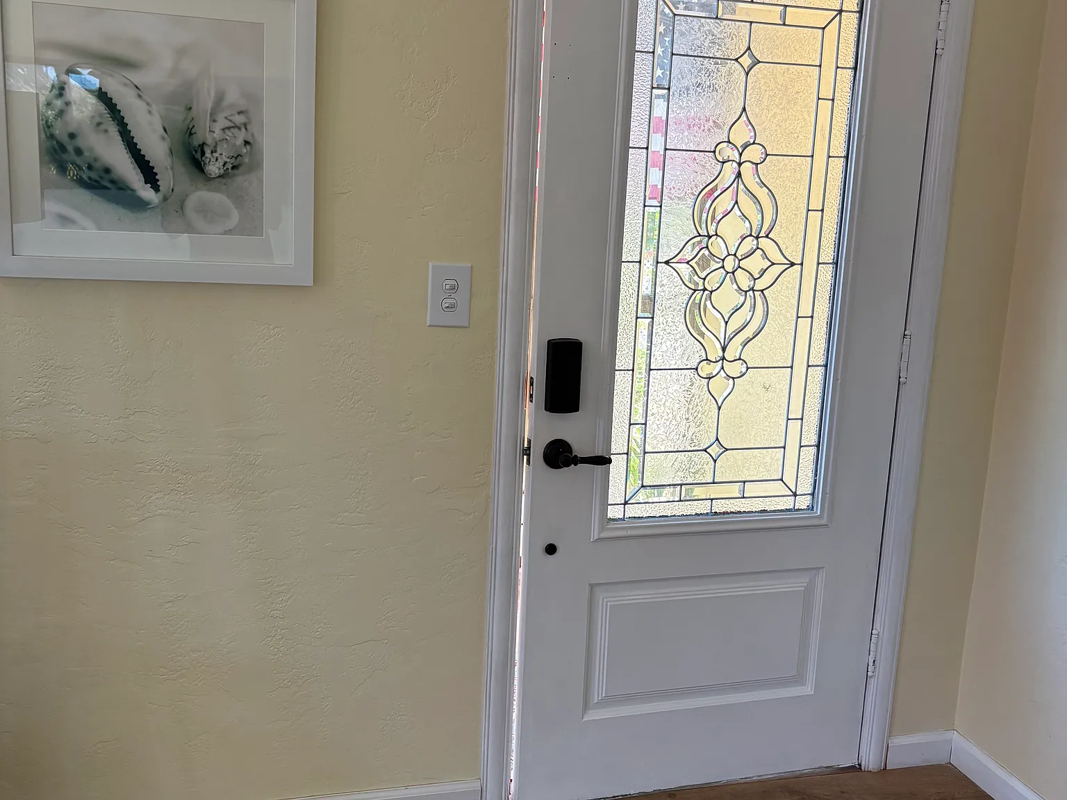 4 bed, 2000 sqft, $5,500 — Photo 3