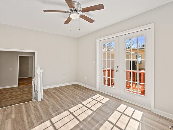 4th image of 4336 30th Ave E