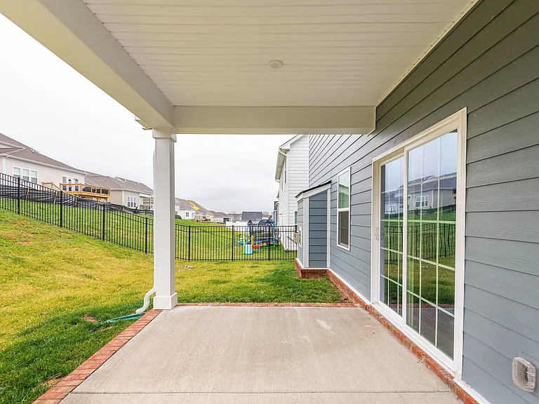 815 Dean Dr — Photo 33