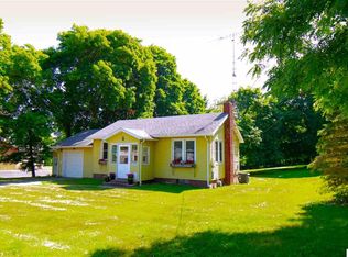 393 Hillsdale St, Hillsdale, MI 49242