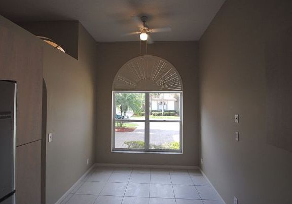 2nd image of 5255 Ventura Dr