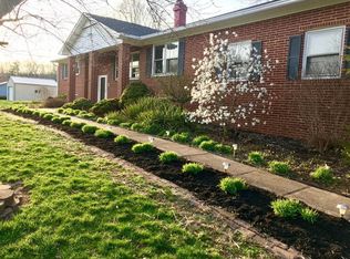 135 Northern Hills Dr, Bedford, IN
