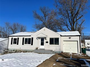 10232 Tappan Dr, Saint Louis, MO 63137