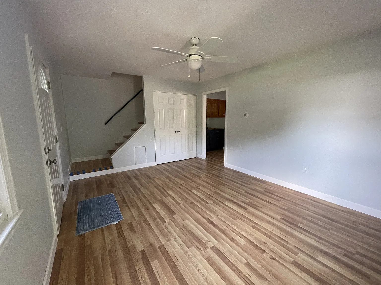 2 bed, 1000 sqft, $2,000 — Photo 4