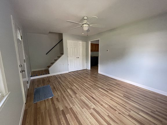 4th image of 26 Gurley Rd