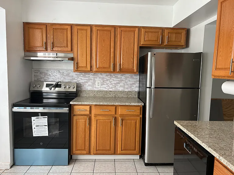 10250 Irongate Way — Photo 9