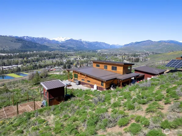 99 Little Colt Lane, Winthrop, WA 98862