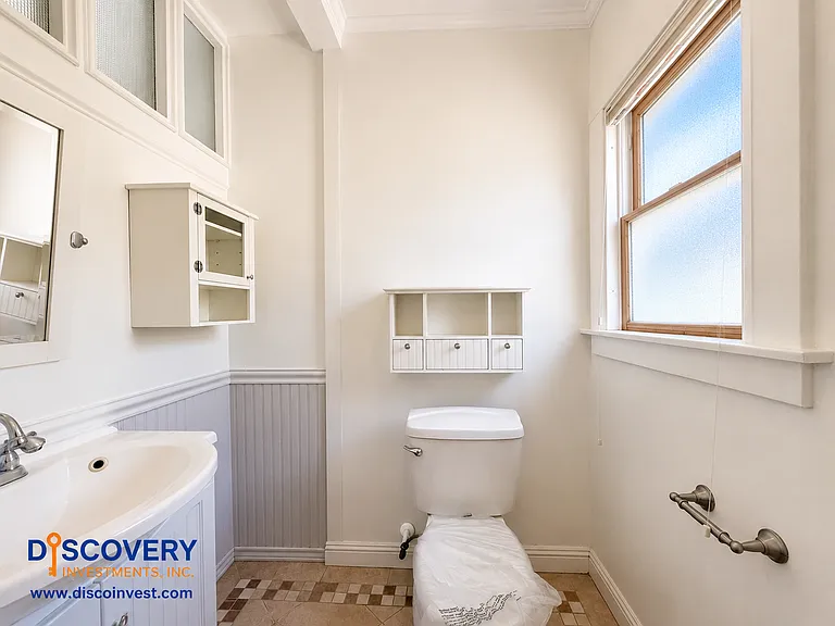 327 San Carlos Ave — Photo 26