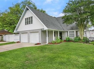 7505 Stoneleigh Dr, Harahan, LA 70123