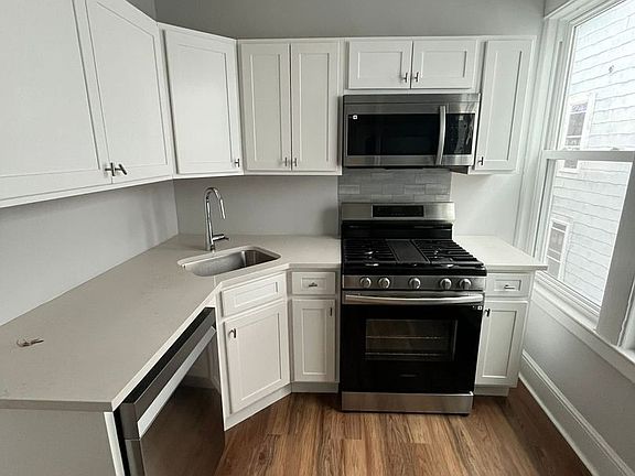 2nd image of 265-267 Humphrey St #12