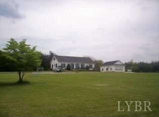 352 Fox Dr, Lynchburg, VA 24502