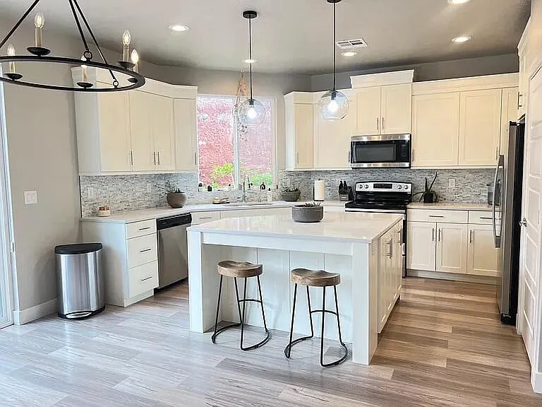 438 Stone Mountain Dr #38 — Photo 1