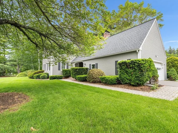 46 Vine Brook Rd, Westford, MA 01886