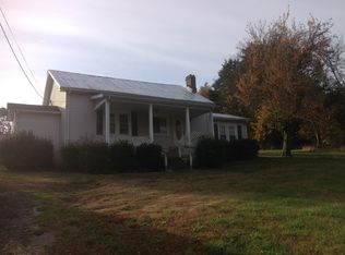 41 Little Creek Rd, Pleasant Shade, TN 37145