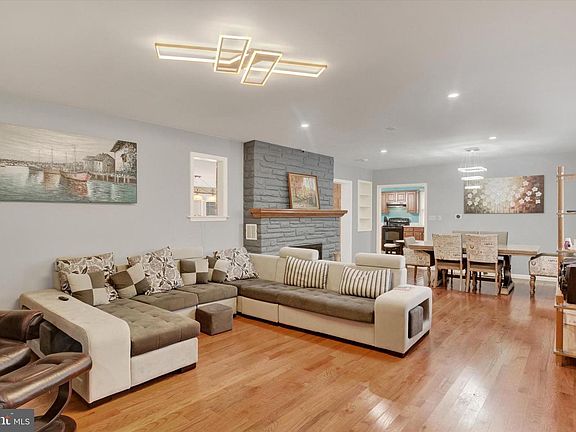 2nd image of 1343 Church Rd