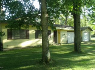 N10453 Parkway Rd, Crivitz, WI 54114